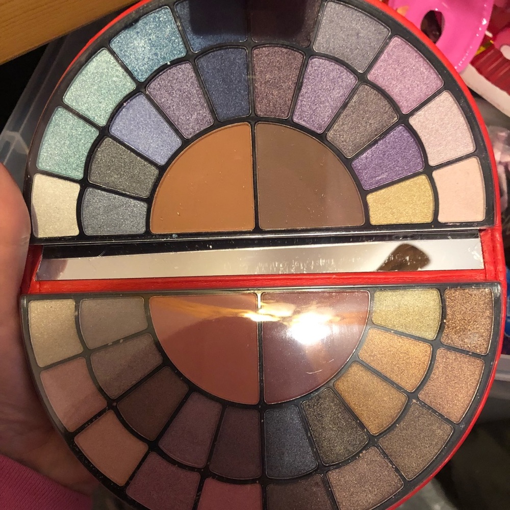 Stunning brand new profusion sequin palette